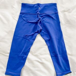 Lululemon REVERSIBLE crop